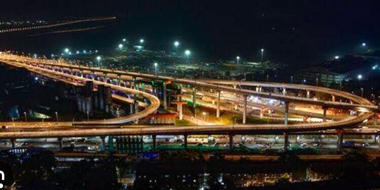 ಅಟಲ್ ಸೇತುವೆಯಲ್ಲಿ ಗುಟ್ಕಾದ ಕಲೆಗಳು ಮತ್ತು ನಿಯಮ ಉಲ್ಲಂಘನೆಯ ಫೋಟೋಗಳ ಬಗ್ಗೆ ಪ್ರಧಾನಿ ಮೋದಿ ಟ್ವೀಟ್