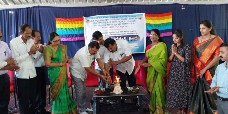 ಪುತ್ತೂರು : ತಾಲೂಕಿನ ಪ್ರಾಥಮಿಕ ಕೃಷಿ ಪತ್ತಿನ ಸಹಕಾರ ಸಂಘದ ಕಾರ್ಯ ನಿರ್ವಹಣಾಧಿಕಾರಿಯವರಿಗೆ ನಾಯಕತ್ವ ತರಬೇತಿ ಶಿಬಿರ