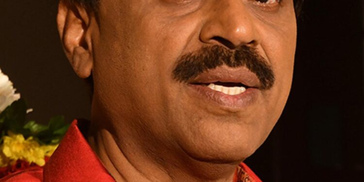 ಸಿದ್ದರಾಮಯ್ಯರನ್ನು ಸಿಎಂ ಸ್ಥಾನದಿಂದ ಇಳಿಸಲು ರಾಹುಲ್ ಗಾಂಧಿ ಕಾಯ್ತಿದ್ದಾರೆ: ಜನಾರ್ದನ ರೆಡ್ಡಿ