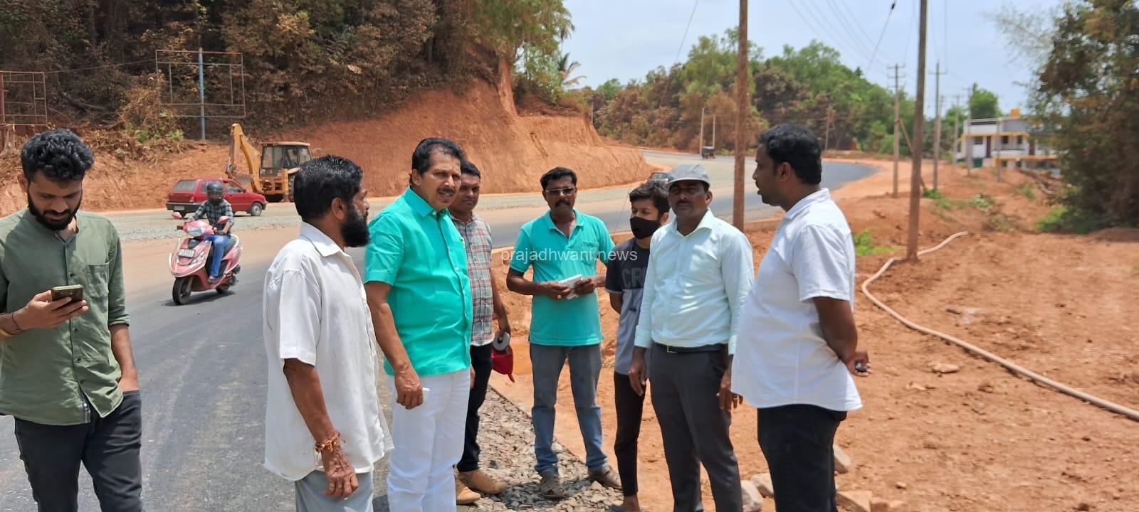 ಪುತ್ತೂರು-ಉಪ್ಪಿನಂಗಡಿ ನೆಕ್ಕಿಲಾಡಿ ಆದರ್ಶ ನಗರದ ತಿರುವು ರಸ್ತೆಯನ್ನು ಸುಗಮ ಸಂಚಾರಕ್ಕೆ ಯೋಗ್ಯವಾದ ರೀತಿಯಲ್ಲಿ ನಿರ್ಮಿಸಿ ಮಾಜಿ ಶಾಸಕ ಸಂಜೀವ ಮಠಂದೂರು ಮನವಿ