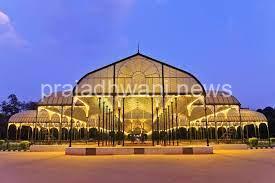 ಕೊರೋನಾ ನಂತರ ಮತ್ತೆ ಪ್ರವಾಸೋದ್ಯಮ ಕುಂಠಿತ ಪ್ರವಾಸೋದ್ಯಮಕ್ಕೆ ಚುನಾವಣೆ ಬಿಸಿ ಮತ್ತು ಬಿಸಿಲ ಧಗೆ ತೀವ್ರ ಹೊಡೆತ ನೀಡಿದೆ.