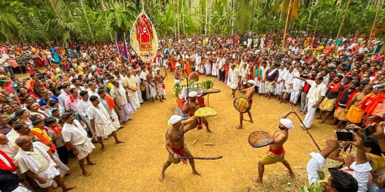 ಶಾಂತಿ-ಸೌಹಾರ್ದತೆಯ ಸಂದೇಶ ಸಾರುವ ‘ಅಡ್ಡಣ ಪೆಟ್ಟು