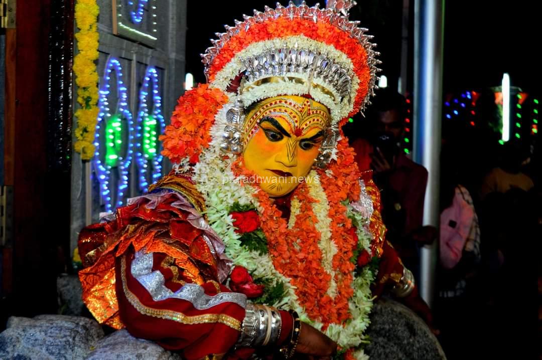 ಕಾಪು:ಕಾರಣಿಕ ಮೆರೆದು ಸತ್ಯವಾದ ವರುಷದ ಹಿಂದೆ ನುಡಿದ ದೈವದ ಅಭಯದ ನುಡಿ. ಕೊಲೆ ಆರೋಪಿ ನ್ಯಾಯಾಲಯಕ್ಕೆ ಶರಣು