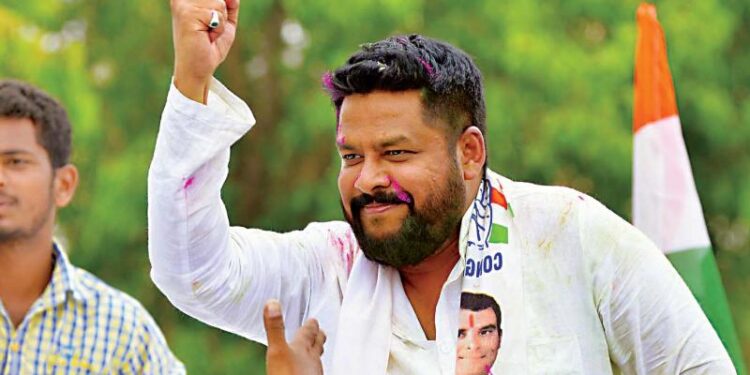 ಕರ್ನಾಟಕ ರಾಜ್ಯ ಸರ್ಕಾರದ ಮೊದಲ ವಿಕೆಟ್​ ಪತನ: ನಾಗೇಂದ್ರ ರಾಜಿನಾಮೆಗೆ ಸಿಎಂ ಸಿದ್ದರಾಮಯ್ಯ ಸೂಚನೆ