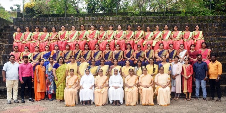 ಪುತ್ತೂರು ತಾಲೂಕಿನ ಬೆಥನಿ ಸಂಸ್ಥೆಯ ಆಡಳಿತಕ್ಕೆ ಒಳಪಟ್ಟ ಶಾಲೆಗಳ ಶಿಕ್ಷಕ ಶಿಕ್ಷಕಿಯರ ಪುನಶ್ಚೇತನ ಕಾರ್ಯಗಾರ