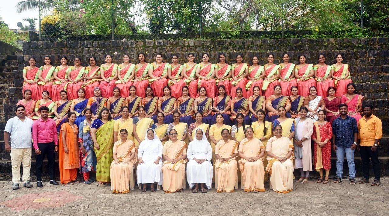 ಪುತ್ತೂರು ತಾಲೂಕಿನ ಬೆಥನಿ ಸಂಸ್ಥೆಯ ಆಡಳಿತಕ್ಕೆ ಒಳಪಟ್ಟ ಶಾಲೆಗಳ ಶಿಕ್ಷಕ ಶಿಕ್ಷಕಿಯರ ಪುನಶ್ಚೇತನ ಕಾರ್ಯಗಾರ