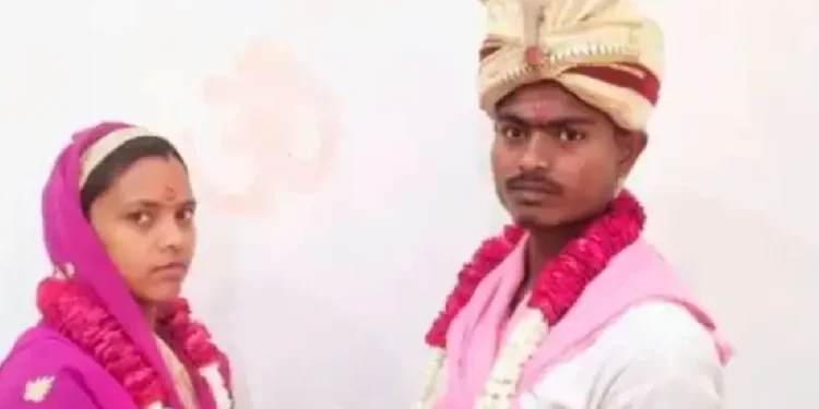 ಮುಸ್ಲಿಂ ಮಹಿಳೆ ಹಿಂದೂ ಧರ್ಮಕ್ಕೆ ಮತಾಂತರ; ದೇವಸ್ಥಾನದಲ್ಲಿ ಮರು ಮದುವೆ