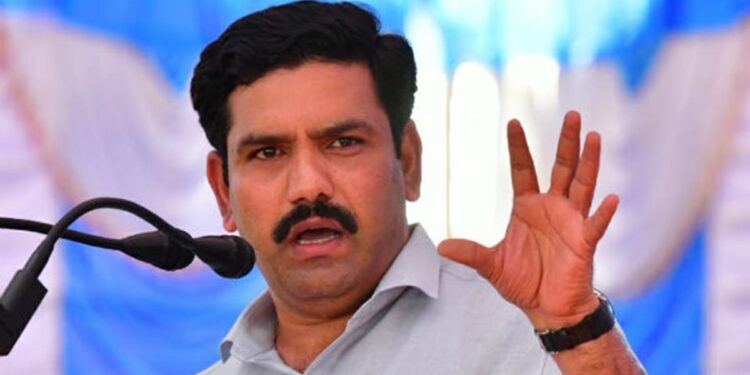 ಹರೀಶ್ ಪೂಂಜರನ್ನು ಬಂಧಿಸಿದರೆ ಮುಂದಾಗುವ ಸಮಸ್ಯೆಗಳಿಗೆ ಸರಕಾವೇ ಹೊಣೆ “ವಿಜಯೇಂದ್ರ”