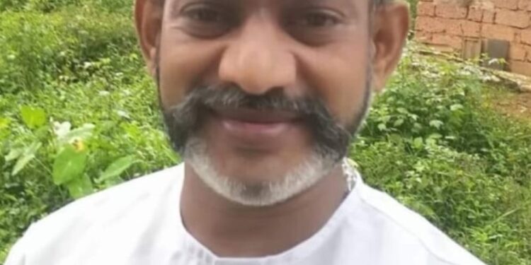 ವೇಷ ಕಳಚುತ್ತಿರುವಾಗ ಹ್ರದಯಘಾತಕ್ಕೆ ಬಲಿಯಾದ ಹಿರಿಯ ಯಕ್ಷಗಾನ ಕಲಾವಿದ  ಗಂಗಾಧರ ಪುತ್ತೂರು