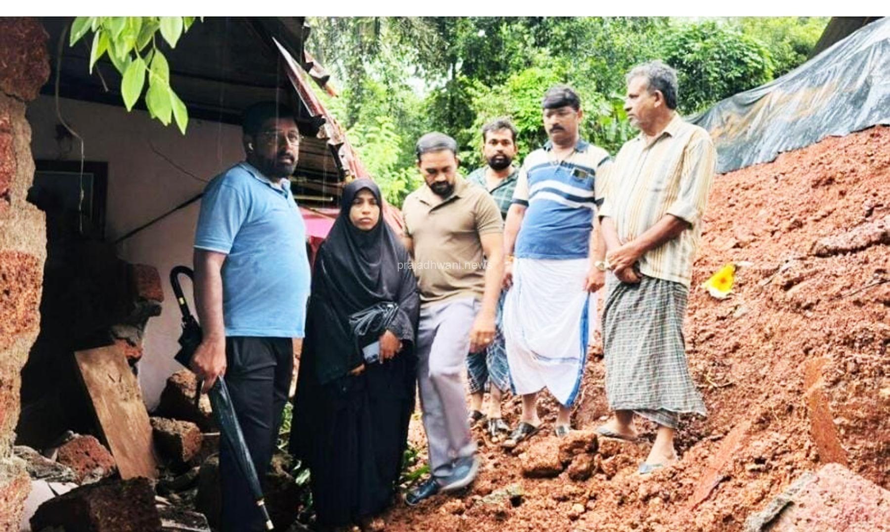 ಪುತ್ತೂರು: ಭಾರೀ ಮಳೆಗೆ ಧರೆ ಕುಸಿದು ಮಣ್ಣಿನಡಿಯಲ್ಲಿ ಸಿಲುಕಿದ ಮಕ್ಕಳ ರಕ್ಷಣೆ: ಮನೆಗೆ ಹಾನಿ