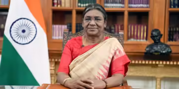 70 ವರ್ಷ ಮೇಲ್ಪಟ್ಟ ಎಲ್ಲಾ ಭಾರತೀಯ ನಾಗರಿಕರಿಗೆ ಆಯುಷ್ಮಾನ್ ಭಾರತ್ ಆರೋಗ್ಯ ವಿಮಾ ಯೋಜನೆಯಡಿ ಉಚಿತ ಚಿಕಿತ್ಸೆ : ರಾಷ್ಟ್ರಪತಿ ದ್ರೌಪದಿ ಮುರ್ಮು