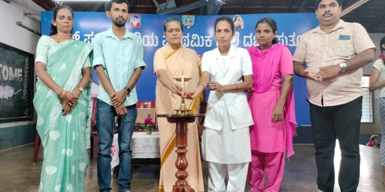 ಪುತ್ತೂರು: ಲಿಟ್ಲ್ ಫ್ಲವರ್ ಶಾಲೆಯಲ್ಲಿ ವಿಶ್ವ ಯೋಗ ದಿನಾಚರಣೆ