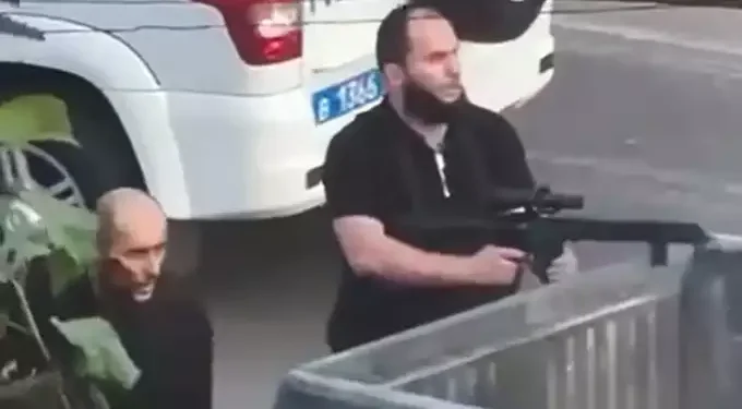 ರಷ್ಯಾದ ದಾಗೆಸ್ತಾನ್  ಅಲ್ಲೋಲ ಕಲ್ಲೋಲ!  ಕ್ರೈಸ್ತ, ಯಹೂದಿಗಳ ಮೇಲೆ ಇಸ್ಲಾಮಿಕ್ ಉಗ್ರರ ದಾಳಿ?