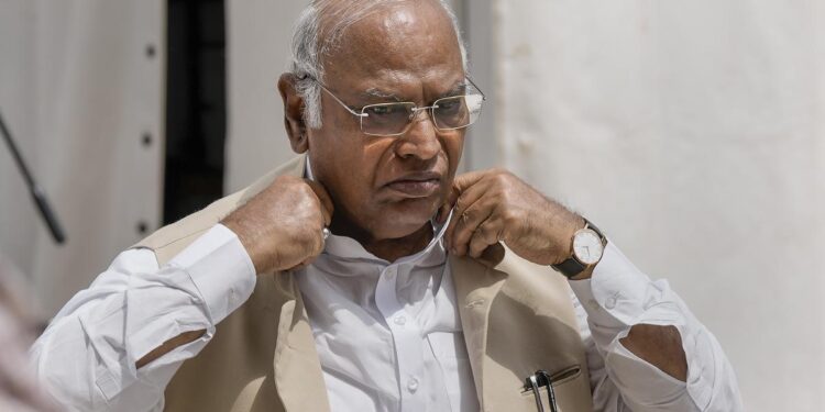 ಸತತ ಸೋಲಿನ ಸುಳಿಯಲ್ಲಿ ಸಿಲುಕಿದ್ದ ಕಾಂಗ್ರೆಸ್‌ಗೆ ‘ಟಾನಿಕ್’ ಕೊಟ್ಟ ಖರ್ಗೆ!