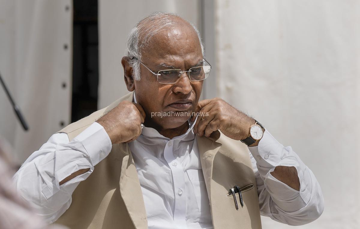 ಸತತ ಸೋಲಿನ ಸುಳಿಯಲ್ಲಿ ಸಿಲುಕಿದ್ದ ಕಾಂಗ್ರೆಸ್ಗೆ ‘ಟಾನಿಕ್’ ಕೊಟ್ಟ ಖರ್ಗೆ!