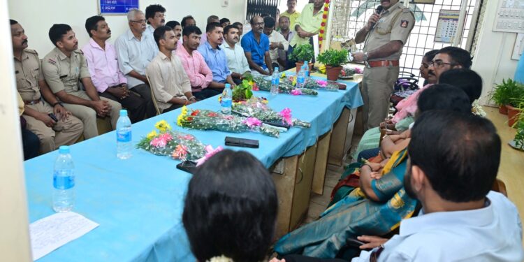 ಎಸ್.ಕೆ. ಗೋಲ್ಡ್ ಸ್ಮಿತ್ ಕೋ ಆಪರೇಟಿವ್ ಸೊಸೈಟಿಯ ವಜ್ರಮಹೋತ್ಸವ ಅಂಗವಾಗಿ ಸಸಿ ವಿತರಣಾ ಕಾರ್ಯಕ್ರಮ