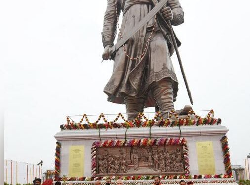 ಕೋಲಾರ: ಮಸೀದಿ ಎದುರು ಡಿಜೆ ಸೌಂಡ್ ಹಾಕಿದ್ದಕ್ಕೆ ಕೆಂಪೇಗೌಡರ ಪಲ್ಲಕ್ಕಿ ತಡೆದು ಗಲಾಟೆ