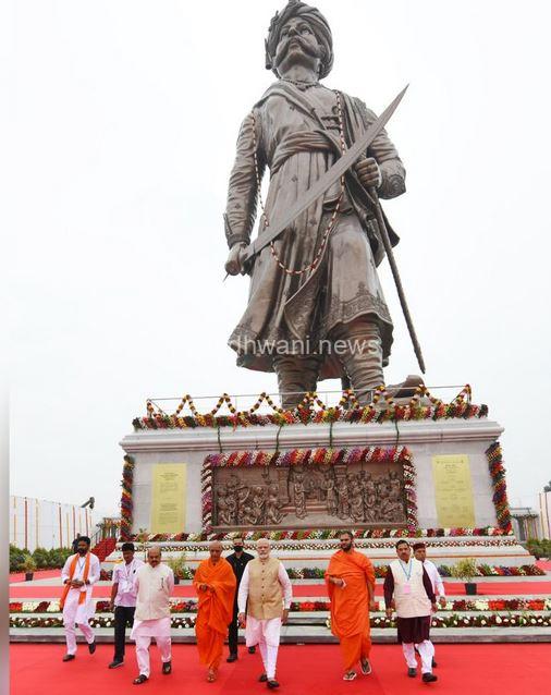 ಕೋಲಾರ: ಮಸೀದಿ ಎದುರು ಡಿಜೆ ಸೌಂಡ್ ಹಾಕಿದ್ದಕ್ಕೆ ಕೆಂಪೇಗೌಡರ ಪಲ್ಲಕ್ಕಿ ತಡೆದು ಗಲಾಟೆ