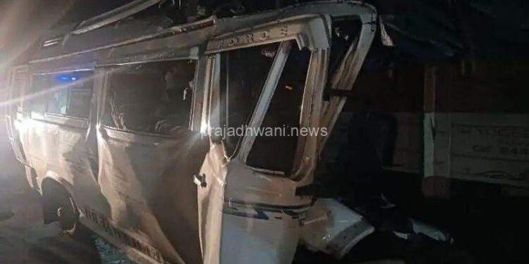 ಕಲಬುರ್ಗಿ: ಭೀಕರ ರಸ್ತೆ ಅಪಘಾತ 13 ಮಂದಿ ಸ್ಥಳದಲ್ಲೇ ಸಾವು. ದೇವರ ದರುಶನ ಮಾಡಿ ಬಂದವರ ಮನೆಯಲ್ಲಿ ಸೂತಕದ ಛಾಯೆ