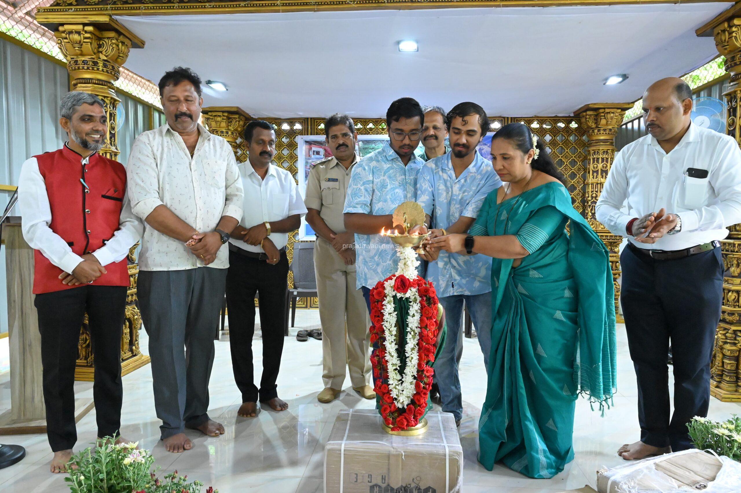 ಬೆಳ್ತಂಗಡಿ: ನ್ಯಾಯವಾದಿ ಮುರಳೀಧರ ಬಲಿಪ ನೇತೃತ್ವದ ಬಲಿಪ ರೆಸಾರ್ಟ್ ವತಿಯಿಂದ 9 ಸರಕಾರಿ ಶಾಲೆಗಳಿಗೆ ಉಚಿತ ಪುಸ್ತಕ ವಿತರಣೆ