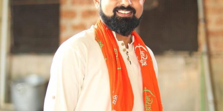 ವಿಟ್ಲ: ವಿಶ್ವ ಹಿಂದು ಪರಿಷತ್ ನೇತೃತ್ವದಲ್ಲಿ ನಡೆಯುವ ಸಾರ್ವಜನಿಕ ಗಣೇಶೋತ್ಸವ ಸಮಿತಿಗೆ ಕೋಶಾಧಿಕಾರಿ ಶ್ರೀಕೃಷ್ಣ ವಿಟ್ಲ ಆಯ್ಕೆ