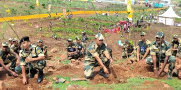 ವಿನೂತನ ವಿಶ್ವ ದಾಖಲೆ ಸೃಷ್ಟಿ ; ಬರೋಬ್ಬರಿ 11 ಲಕ್ಷ ಗಿಡ ನೆಟ್ಟು ವಿಶ್ವ ದಾಖಲೆ ಬರೆದ ಇಂದೋರ್