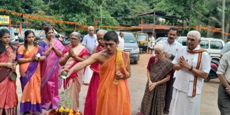 ಪರ್ಲಡ್ಕ ಶಿವಪೇಟೆಯಲ್ಲಿ ವಿವಿಧ ಧಾರ್ಮಿಕ ಕಾರ್ಯಕ್ರಮಗಳೊಂದಿಗೆ ವಿವೇಕಾನಂದ ಶಿಶುಮಂದಿರ ಶುಭಾರಂಭ