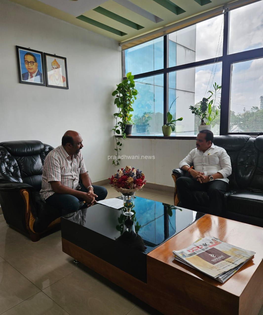 ಪುತ್ತೂರು: ಪುತ್ತೂರಿನಿಂದ ಕಾಟುಕುಕ್ಕೆಗೆ ಬಸ್ ಸೇವೆ ಸಾರಿಗೆ ಇಲಾಖೆ ಕಮಿಷನರ್ ಜೊತೆ ಅಶೋಕ್ ರೈ ಮಾತುಕತೆ