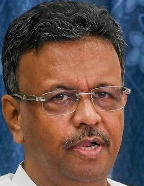 ಕೋಲ್ಕತಾ : ಇಸ್ಲಾಂ ಧರ್ಮವೇ ಶ್ರೇಷ್ಠ, ಅನ್ಯ ಧರ್ಮದ ಎಲ್ಲರನ್ನೂ ಇಸ್ಲಾಂ ಧರ್ಮಕ್ಕೆ ಮತಾಂತರ ಮಾಡಿ ಟಿಎಂಸಿ ನಾಯಕ ಮಮತಾ ಬ್ಯಾನರ್ಜಿ ಆಪ್ತನಿಂದ ಬಹಿರಂಗ ಹೇಳಿಕೆ