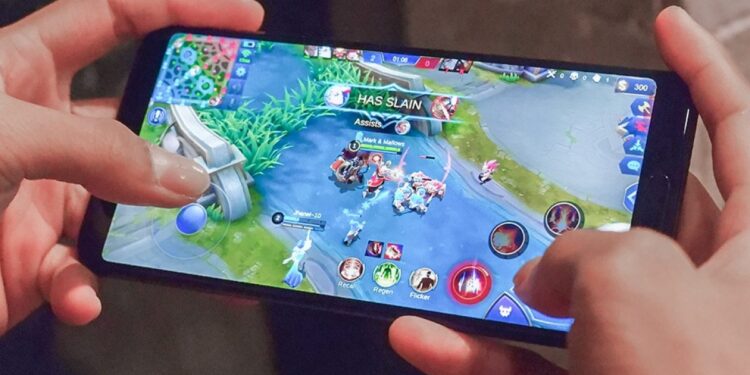 ಹುಬ್ಬಳ್ಳಿ: ಆನ್ ಲೈನ್ ಗೇಮ್ ಆಡಿ ಪ್ರಾಣ ಕಳೆದುಕೊಂಡ ವಿಧ್ಯಾರ್ಥಿ.