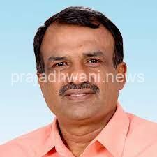 ಮಂಗಳೂರು: ಶಸ್ತ್ರಾಸ್ತ್ರ ತೆಗೆದುಕೊಂಡು ಹೋಗಲು ಭರತ್ ಶೆಟ್ಟಿ ಟೆರರಿಸ್ಟ. ಹಾಗಾದರೆ ಶಸ್ತ್ರಾಸ್ತ್ರಗಳನ್ನು ಎಲ್ಲಿಟ್ಟಿದ್ದಾರೆ: ಮಂಜುನಾಥ್ ಭಂಡಾರಿ ಪ್ರಶ್ನೆ