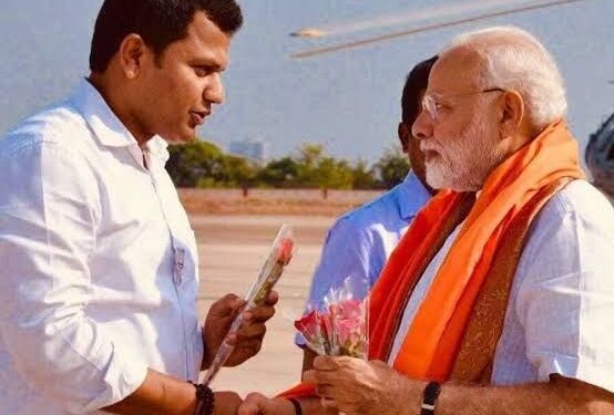 ದಕ್ಷಿಣ ಕನ್ನಡ: R S S ಚಟುವಟಿಕೆಗಳಲ್ಲಿ ಭಾಗವಹಿಸದಂತೆ ಸರ್ಕಾರಿ ನೌಕರರ ಮೇಲಿದ್ದ ನಿರ್ಬಂಧವನ್ನು ತೆಗೆದು ಹಾಕಿದ ಮೋದಿ ನೇತೃತ್ವದ ನಮ್ಮ ಕೇಂದ್ರ ಸರಕಾರಕ್ಕೆ ಅಭಿನಂದನೆಗಳು: ದಕ್ಷಿಣ ಕನ್ನಡ ಸಂಸದ ಕ್ಯಾಪ್ಟನ್ ಬ್ರಿಜೇಶ್ ಚೌಟ