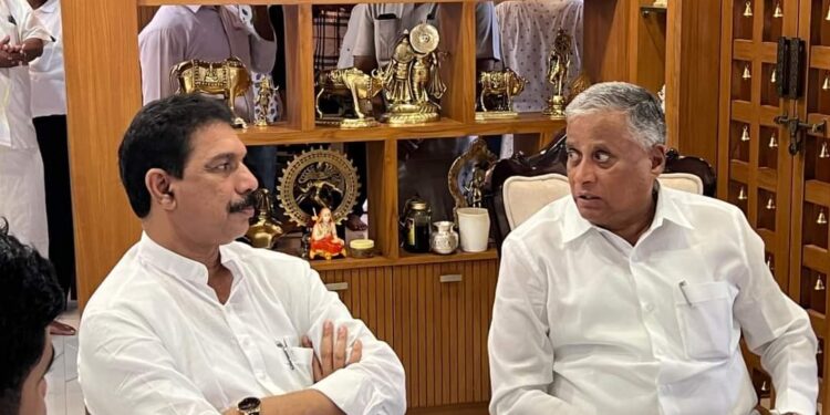 ಮಂಗಳೂರು: ಬಿಜೆಪಿ ಮಾಜಿ ರಾಜ್ಯಾಧ್ಯಕ್ಷ ನಳೀನ್ ಕುಮಾರ್ ನಿವಾಸಕ್ಕೆ ಭೇಟಿ ನೀಡಿದ ಕೇಂದ್ರ ಸಚಿವ ವಿ. ಸೋಮಣ್ಣ