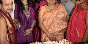 ಉಡುಪಿ ಶ್ರೀ ಕೃಷ್ಣ ದೇವರ ದೇವಸ್ಥಾನಕ್ಕೆ ತೆರಳಿ ದೇವರ ದರ್ಶನ ಪಡೆದು ಪ್ರಸಾದ ಸ್ವೀಕರಿಸಿದ ತೆಲುಗಿನ ಖ್ಯಾತ ನಟ ಪ್ಯಾನ್ ಇಂಡಿಯಾ ಸ್ಟಾರ್ ಜೂ ಎನ್​ಟಿಆರ್, ರ್ರಿಷಬ್ ಶೆಟ್ಟಿ & ಪ್ರಶಾಂತ್ ನೀಲ್ ಅವರ ಕುಟುಂಬ