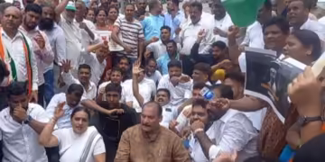 ಮಂಗಳೂರು: ರಾಜ್ಯಪಾಲರನ್ನು ಹಿಂದಕ್ಕೆ ಕಳಿಸದಿದ್ದರೆ ಬಾಂಗ್ಲಾದೇಶದ ಪ್ರಧಾನಿ ಸ್ಥಿತಿ ಬರಲಿದೆ – ಪರಿಷತ್ ಸದಸ್ಯ ಐವನ್ ಡಿಸೋಜಾ ಹೇಳಿಕೆ