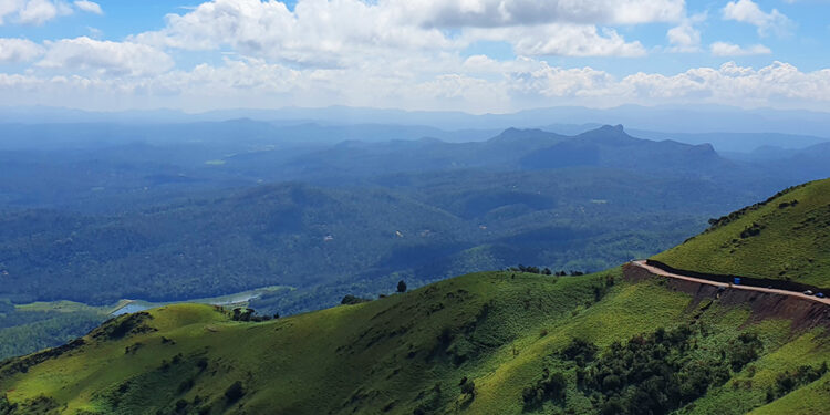 ಕರ್ನಾಟಕ ಪಶ್ಚಿಮಘಟ್ಟ ಒತ್ತುವರಿ ತೆರವಿಗೆ ಕಾರ್ಯಪಡೆ ಸಿದ್ಧ ಆ.5 ರಿಂದ ಕಾರ್ಯಾಚರಣೆ – ಎಚ್ಚೆತ್ತುಕೊಳ್ಳದಿದ್ದರೆ ಮುಂದಿನ ಪೀಳಿಗೆ ನಮ್ಮನ್ನು ಕ್ಷಮಿಸುವುದಿಲ್ಲ; ಈಶ್ವರ್ ಖಂಡ್ರೆ ಮಾಹಿತಿ.