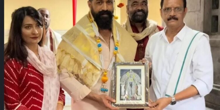 KGF:ಖ್ಯಾತ ನಟ ಯಶ್ ಸುರ್ಯ ಸದಾಶಿವರುದ್ರ ದೇವಸ್ಥಾನ ಹಾಗೂ ಧರ್ಮಸ್ಥಳ ಕ್ಷೇತ್ರ ಭೇಟಿ!