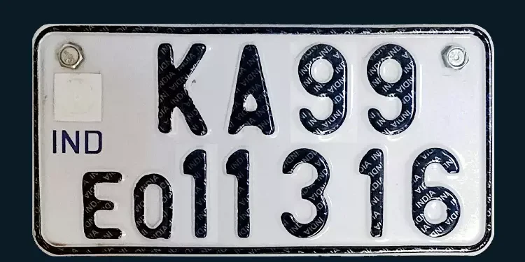 ವಾಹನ ಸವಾರರೇ ಎಚ್ಚರ: HSRP ಗಡುವು  ಕೇವಲ 11 ದಿನಗಳು ಬಾಕಿ!