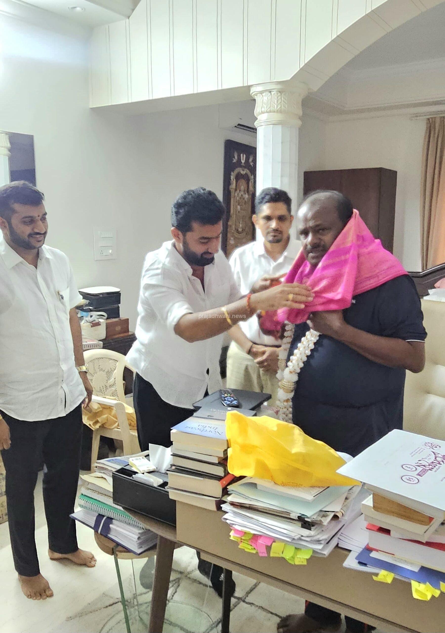 ಪುತ್ತೂರುದ ಪಿಲಿಗೊಬ್ಬು- ಫುಡ್ ಫೆಸ್ಟ್-2024 ಸೀಸನ್-2 ಕಾರ್ಯಕ್ರಮಕ್ಕೆ ಕೇಂದ್ರ ಸಚಿವ ಎಚ್.ಡಿ ಕುಮಾರಸ್ವಾಮಿಯವರಿಗೆ ಆಹ್ವಾನ