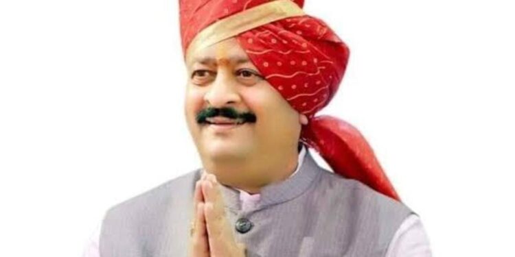 ಬ್ರೇಕಿಂಗ್ ನ್ಯೂಸ್: ಬಿಜೆಪಿಯವರೇ ಕಾಂಗ್ರೆಸ್ ಸರಕಾರ ಉರುಳಿಸಲು 1000 ಕೋಟಿ ಮೀಸಲಿಟ್ಟಿದ್ದಾರೆ. ಬಿಜೆಪಿ ಶಾಸಕ ಯತ್ನಾಳ್ ರಿಂದ ಹೊಸ ಸ್ಪೋಟಕ ಹೇಳಿಕೆ.