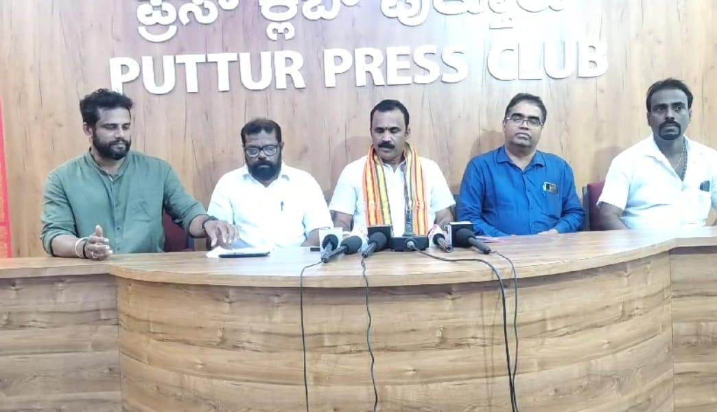 ಪುತ್ತೂರು 90ನೇ ವರ್ಷದ ಶಾರದೋತ್ಸವ ಅಕ್ಷರ ಯಜ್ಞ ಸೇವೆ ವಿಶೇಷ – ಸೀತಾರಾಮ ರೈ ಕೆದಂಬಾಡಿಗುತ್ತು