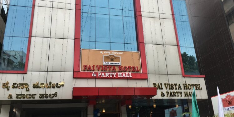 ಪುತ್ತೂರು: ಮಹಿಳೆಗೆ ಲೈಂಗಿಕ ದೌರ್ಜನ್ಯ ಆರೋಪ ಪ್ರಕರಣ.   ಬೆಂಗಳೂರಿನ ಹೊಟೇಲ್ ನಲ್ಲಿ ಮಹಜರು..!