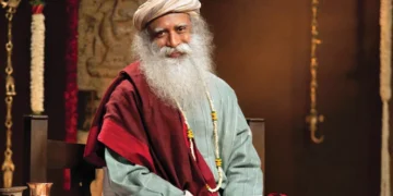 ಎಲ್ಲರನ್ನು ಸನ್ಯಾಸಿಯರನ್ನಾಗಿ ಮಾಡುವ ನೀವು ನಿಮ್ಮ ಮಗಳನ್ನು ಯಾಕೆ ಮದುವೆ ಮಾಡಿಸಿದ್ದೀರಿ.? ಸದ್ಗುರು ಜಗ್ಗಿ ವಾಸುದೇವ್ ಗೆ ಹೈಕೋರ್ಟ್ ಪ್ರಶ್ನೆ!