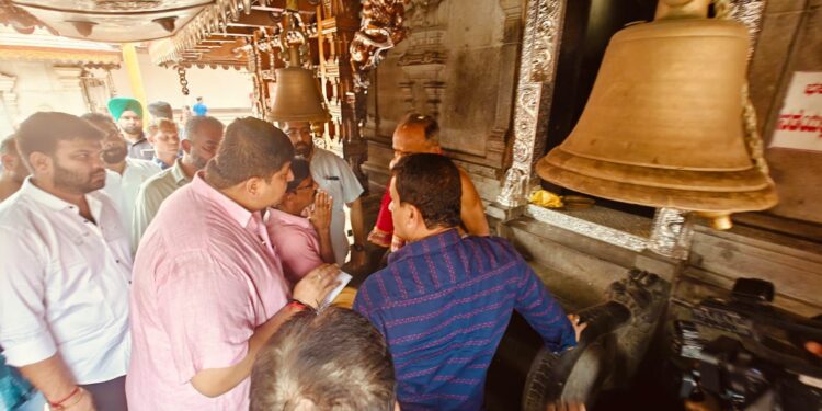 ಬೆಂಗಳೂರಿನಲ್ಲಿ ಪ್ರಥಮ ಬಾರಿಗೆ ಸೀನಿಯರ್ ’ಕುಸ್ತಿ’ ರಾಷ್ಟ್ರೀಯ ಚಾಂಪಿಯನ್ ಶಿಪ್   ಕರ್ನಾಟಕ ಕುಸ್ತಿ ಸಂಘದ ಅಧ್ಯಕ್ಷ  ಬಿ. ಗುಣರಂಜನ್ ಶೆಟ್ಟಿಯವರಿಂದ ಮಹಾಲಿಂಗೇಶ್ವರ ದೇವಸ್ಥಾನದಲ್ಲಿ ವಿಶೇಷ ಪ್ರಾರ್ಥನೆ