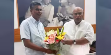 ಮಲ್ಲಿಕಾರ್ಜುನ ಖರ್ಗೆ ಜೊತೆ ಸತೀಶ್ ಜಾರಕಿಹೊಳಿ ರಹಸ್ಯ ಚರ್ಚೆ