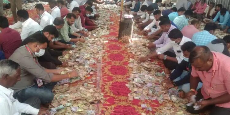 ಹಾಸನಾಂಬೆ ಹುಂಡಿ ಎಣಿಕೆ: 9 ದಿನದಲ್ಲಿ ಸಂಗ್ರಹವಾಯ್ತು 12.63 ಕೋಟಿ ಹಣ, 51 ಗ್ರಾಂ ಚಿನ್ನ!