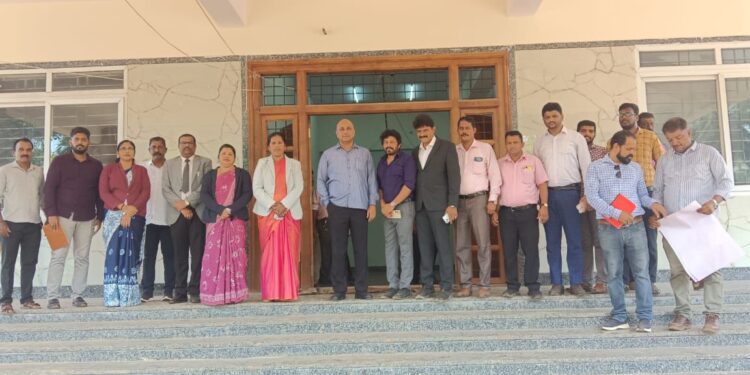 ಪುತ್ತೂರಿನಲ್ಲಿ ನಿರ್ಮಾಣಗೊಳ್ಳುತ್ತಿರುವ ನೂತನ ನ್ಯಾಯಾಲಯದ ವೀಕ್ಷಣೆಗೆ ಹೈಕೋರ್ಟ್ ನ್ಯಾಯಮೂರ್ತಿಗಳು