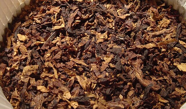 ರಾಜ್ಯದ ಎಲ್ಲಾ ಸರ್ಕಾರಿ ಕಚೇರಿಗಳಲ್ಲಿ ‘ತಂಬಾಕು’ ನಿಷೇಧ : ರಾಜ್ಯ ಸರ್ಕಾರ ಮಹತ್ವದ ಆದೇಶ