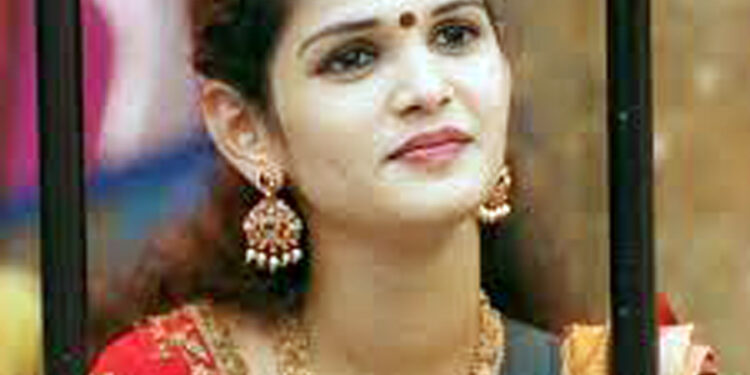 ಬಿಗ್ ಬಾಸ್ ಮನೆಯಿಂದ ಹೊರಬಂದು ಕೋರ್ಟ್ ಗೆ ಹಾಜರಾದ ಫೈರ್ ಬ್ರ್ಯಾಂಡ್ ‘ಚೈತ್ರಾ ಕುಂದಾಪುರ’.