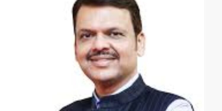 ಮಹಾರಾಷ್ಟ್ರದ ಮಹಿಳೆಯರಿಗೆ ಭರ್ಜರಿ‌ ಗುಡ್ ನ್ಯೂಸ್ ಕೊಟ್ಟ ಫಡ್ನವಿಸ್!  ಕರ್ನಾಟಕದ ಗೃಹಲಕ್ಷ್ಮಿ ಯೋಜನೆಯಂತೆ ಲಡ್ಕಿ ಬಹಿನ್ ಯೋಜನೆ ಜಾರಿ ರೂ. 2100 ಮಹಿಳೆಯರ ಖಾತೆಗೆ ಘೋಷಣೆ